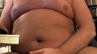 Chubby Daddy's Huge Load - Amateur Handjob