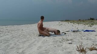 Amateur Nudist MILF Has Doggy-Style Fun at the Beach