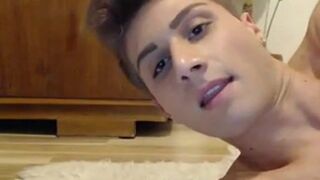 Twink Self Facial - Webcam Solo