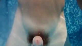 23 Massive Squirts: Amateur Underwater Adventure