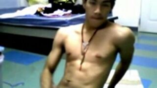 Thai Guy Strokes and Shoots on Webcam