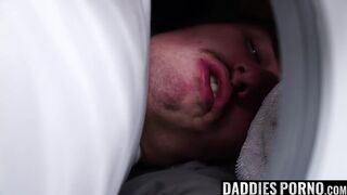 DaddiesPorno.com - Twink gets stuck in a washing machine and gets an ass fuck