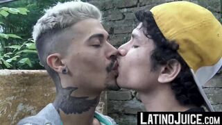 LatinoJuice.com - Kendro and I both shared this wild and intimate oral session with h