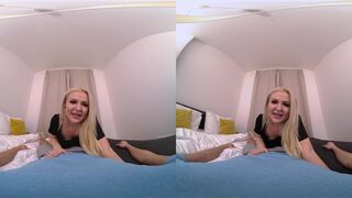 Curvy Babe s First Time Trying Anal - Virtual Real Porn