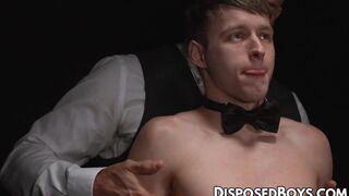 DisposedBoys.com - Young Noah White sucks big dick in a hardcore spit roasting sessio