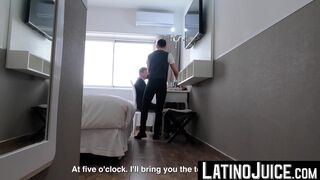 LatinoJuice.com - Jock businessman Felipe railed by Latino twink Jonas Matt