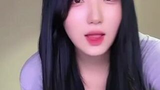 TIKTOK Girl 뮤뮤뮹