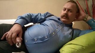 Fat Bear Daddy Amateur Handjob