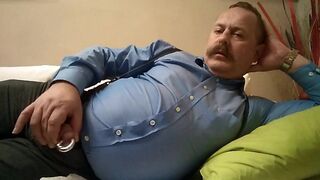 Fat Bear Daddy Amateur Handjob