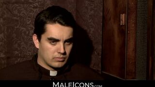 MaleIcons.com - Seth Santoro on top, riding Jesse Vos' big dick with passion and inte