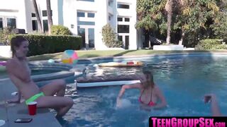 TeenGroupSex.com - Horny college teens have outdoor foursome by the pool