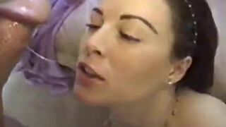 Amateur Anal MILF's Blowjob Video