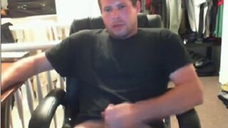 Straight Guy Masturbates on Webcam and Cums