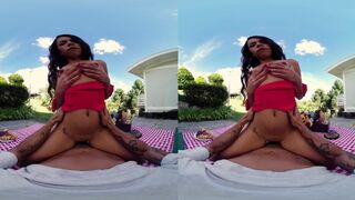 She Wants Picnic, I Give Her a Creampie - Virtual Real Porn