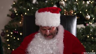 DIGITALPLAYGROUND - The Holdup Crew Plays Secret Santa BTS Look