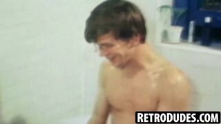 RetroDudes.com - Vintage hunks Jack and Danny have a steamy bathtub fuck session