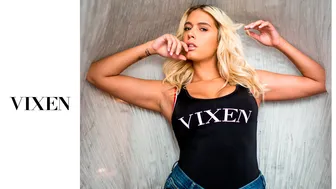 Vixen - Glamorous Girls Athena Palomino And Vicki Chase Fuck With A Big Boss