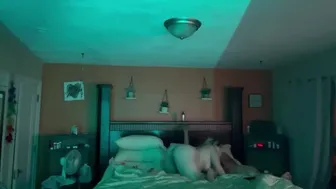 Peek porn video – Sneak Peek Before The Real Show