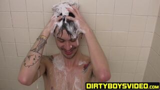 Horny hottie Andrew soaped his dick and jacked it hardÂ 