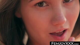 FemJoyXXX.com - Babe embraces nature bare at the beach solo