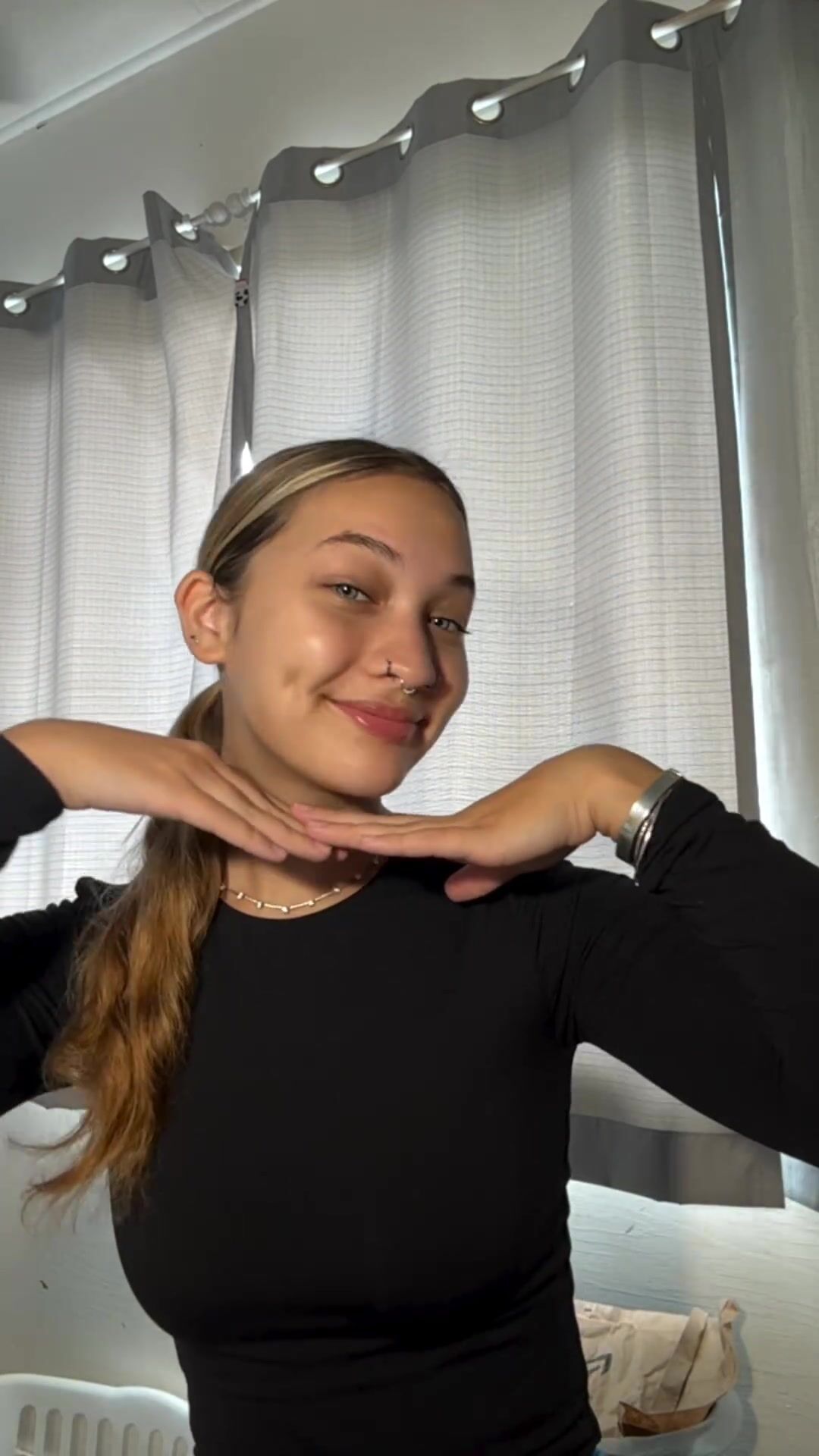 Halia beamer twerking