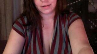 Big-Titted MILF on Webcam