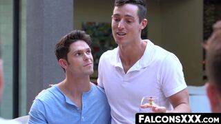 FalconsXXX.com - Hansome man barebacks hunk after sucking big fat dick in a wild ride