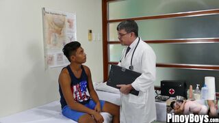 PinoyBoys.com - Handsome Asian twink gets his ass barebacked by horny doctor