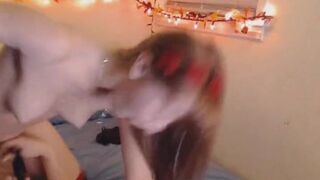 Webcam Lesbians Dildo Fuck and Eat Pussy