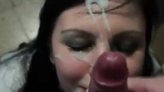 Amateur Blowjob Ends with Facial Cumshot