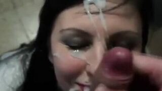 Amateur Blowjob Ends with Facial Cumshot