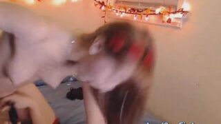 Webcam Lesbians Dildo Fuck and Eat Pussy