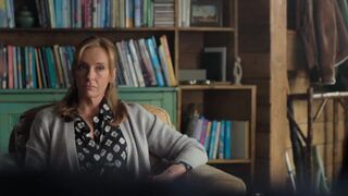 "Wanderlust" S1,E3 Starring: Toni Collette, Steven Mackintosh (Mainstream)(2018)