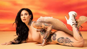 Naked MILF angel reveals her sultry side