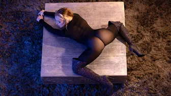 Big Ass Blonde Up Close With Playboy