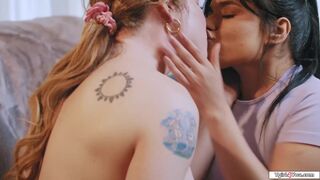 Trans Blake Lovely licks petite latina
