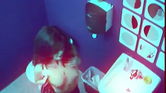 Scandalous GFs - Solo slut masturbating in the office finger fucking