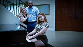 Perv Mom - Virgin Stepdaughter Laney Grey Offers Herself to Rekindle Her Parents Passion with Make-Up Sex