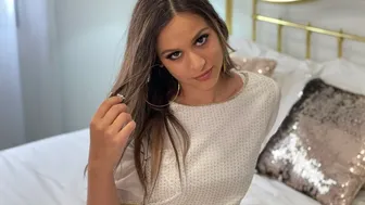 Beautiful Punjabi Bhabhi Fucked Very Badly By Delivery Boy