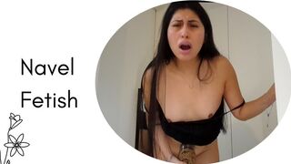 Clips 4 Sale - Bumping my belly button