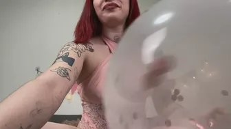 Clips 4 Sale - Confetti Balloon Blowing Non Pop
