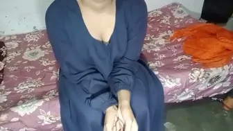 Hot Muslim maid sucking a big Black Dick