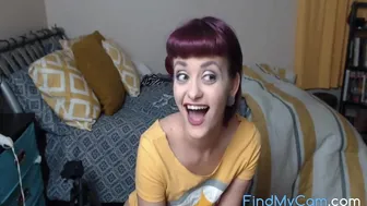Italian Pawg Shows Off Her Big Ass on Webcam