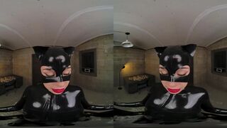 Kylie Rocket As CATWOMAN Knows How To Make BATMAN Cooperative in THE LONG HALLOWEEN XXX VR Porn