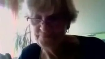 Mature Cam Show with Amateur Granny