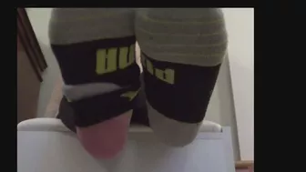Clips 4 Sale - Flirty Feet - Sock Tease and barefoot