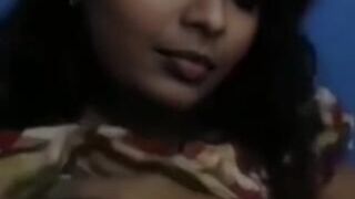 Gouthami Reddy Manthena Taking Selfie And Showing Nude Milky Boobs ...