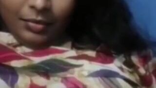 Gouthami Reddy Manthena Taking Selfie And Showing Nude Milky Boobs ...