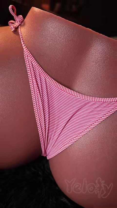 Even A Soccer Ball Can’T Compare To Her Curves｜Yeloly Exclusive Design ▶