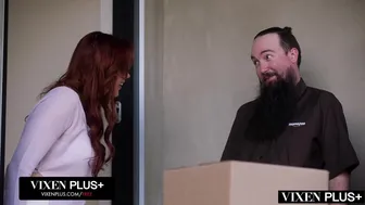 VIXENPLUS American MILF Episode 2 - A Behind the Scenes Look